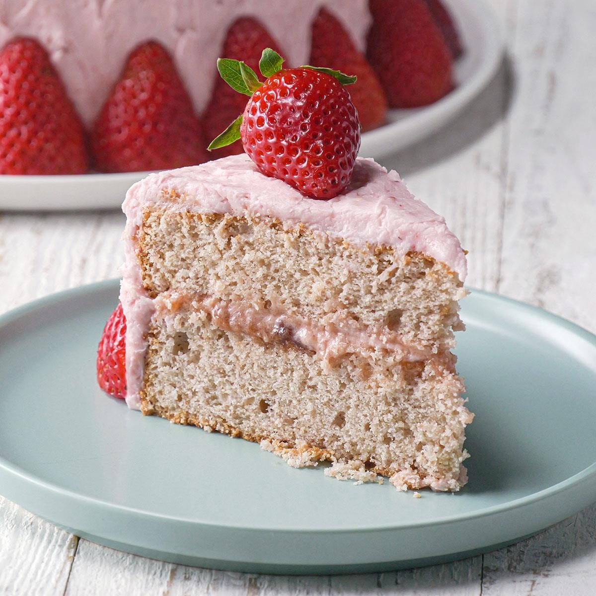 Strawberry Jam Cake Exps Tohvp24 92780 Mf 03 28 2